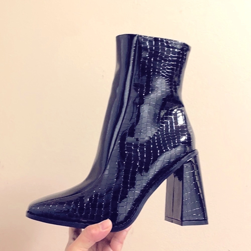 US 7 Flare for dramatics square toe boots - Picture 5 of 8